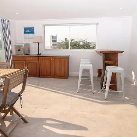 4 Sea Breeze Umhlanga Rocks Apartamento Exterior foto
